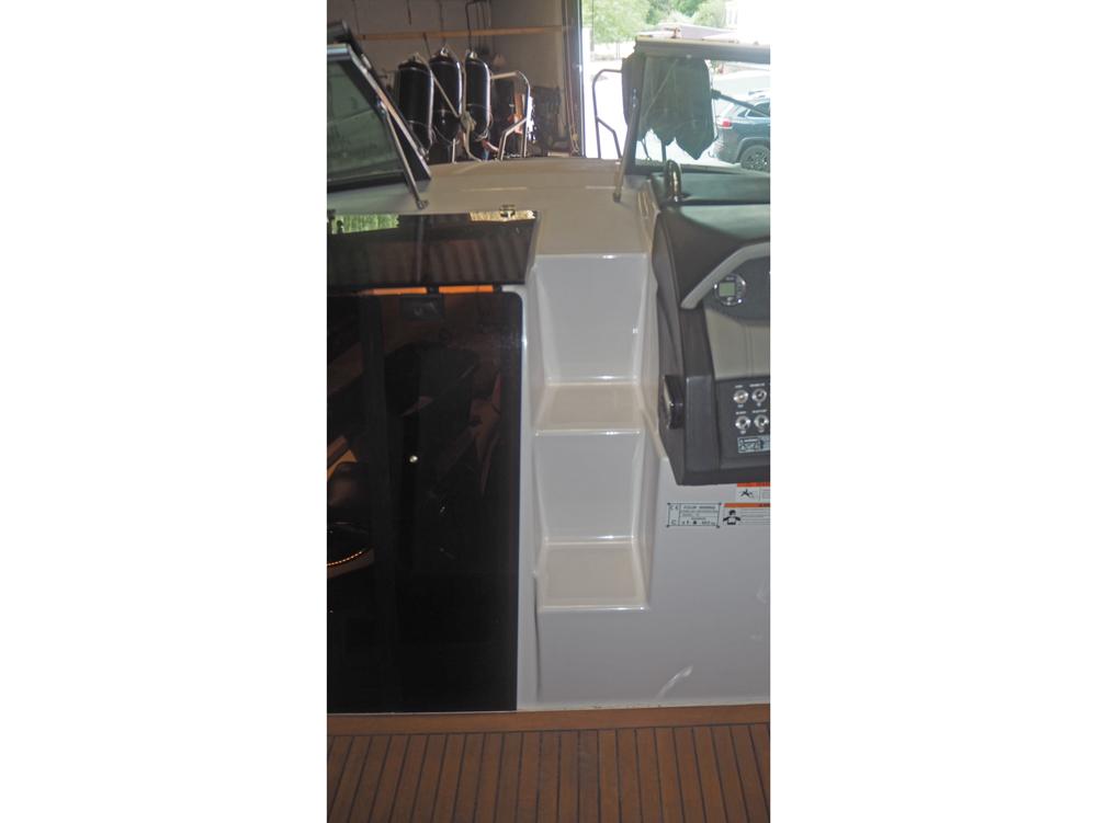 Stuurhuis, Accommodatie